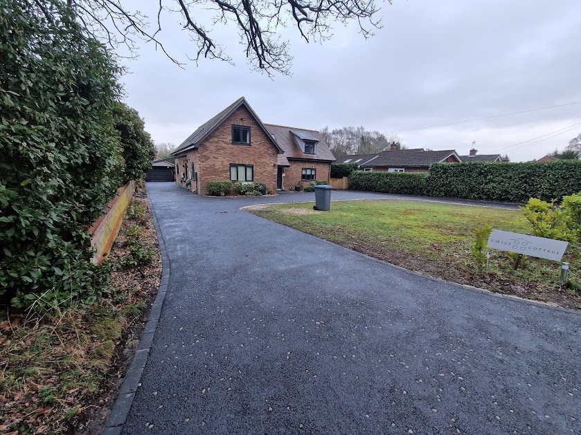 Traditional Aesthetics with Tar & Chip project gallery image 5